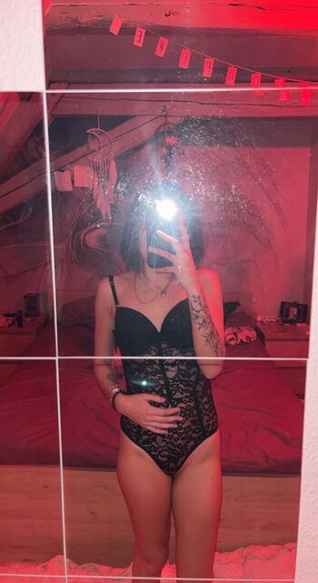 Full leaked Marys private photo