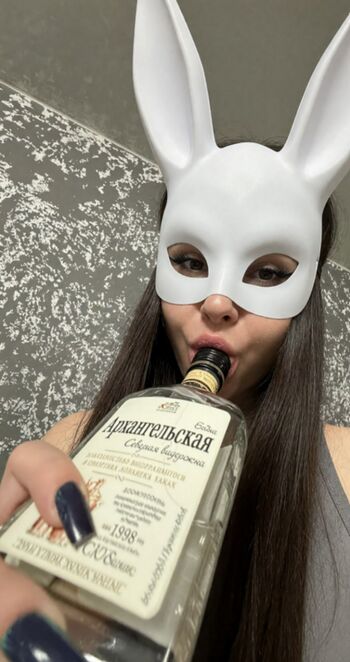 Full leaked Maskyrabbit private photo
