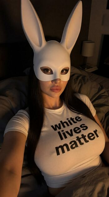 Full leaked Maskyrabbit private photo