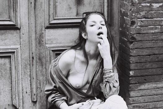 Full leaked Mathilde biron private photo
