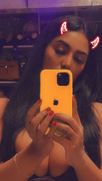 Full leaked Mathira m private photo