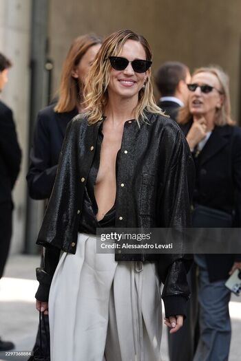 Full leaked Matilda lutz private photo