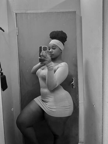 Full leaked Matshidiso private photo