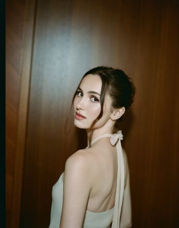 Full leaked Maude apatow private photo