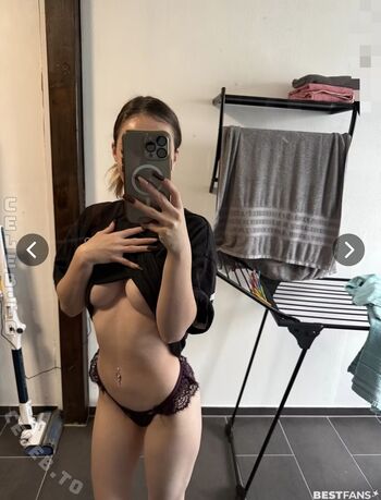 Full leaked Mausistern private photo