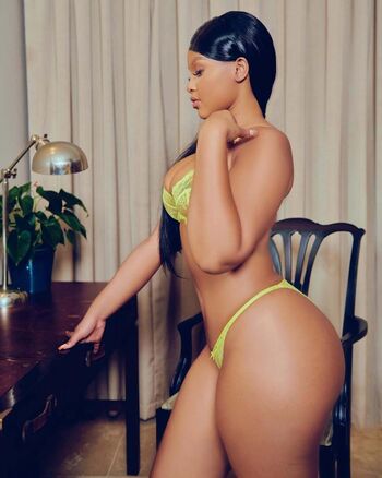 Full leaked Mawhoo private photo