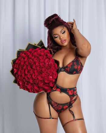 Full leaked Mawhoo private photo