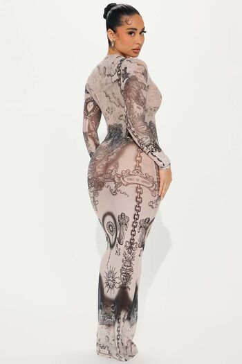 Full leaked Maxi ink private photo