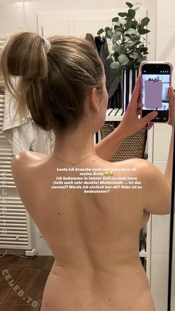 Full leaked Maxine reuker private photo