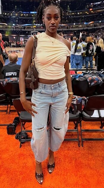 Full leaked Maya caldwell private photo