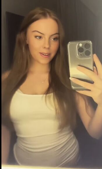 Full leaked Maya esw private photo