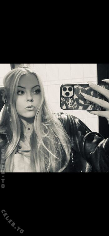 Full leaked Maya esw private photo