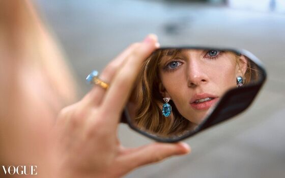 Full leaked Maya hawke page private photo