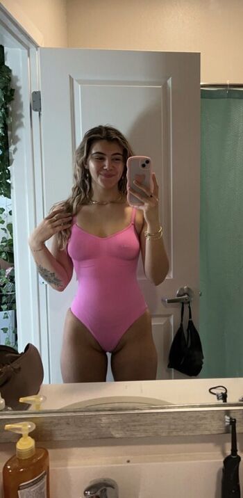 Full leaked Maya summers private photo