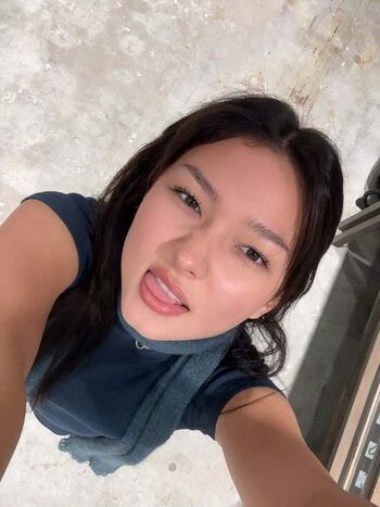 Full leaked Maya williams private photo