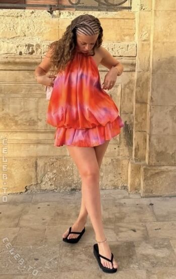 Full leaked Mayaa zr page private photo
