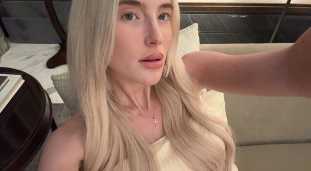 Full leaked Mayaahart private photo