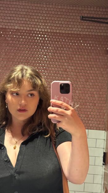 Full leaked Mayaisfiya private photo