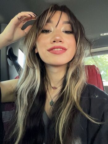 Full leaked Maybebaylee private photo