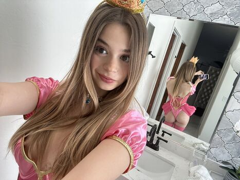 Full leaked Maybemollyy private photo