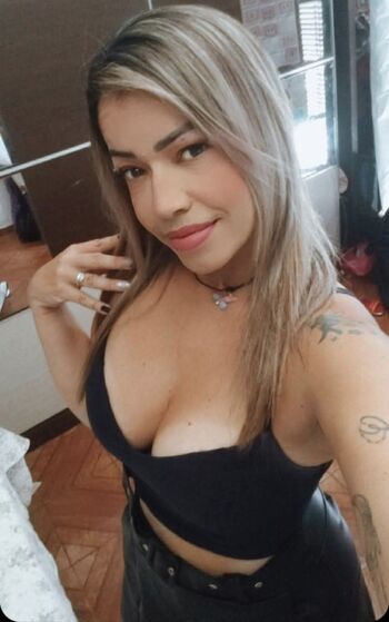 Full leaked Mayhemandbacon private photo