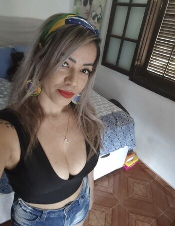 Full leaked Mayhemandbacon private photo