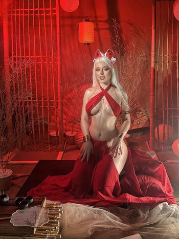 Mayweda Cosplay