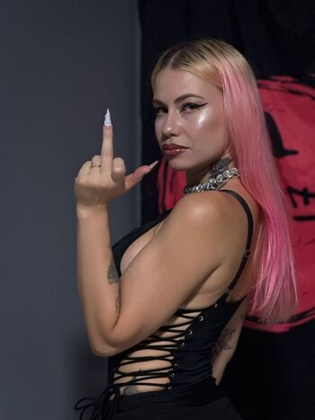 Full leaked Mc erikah private photo