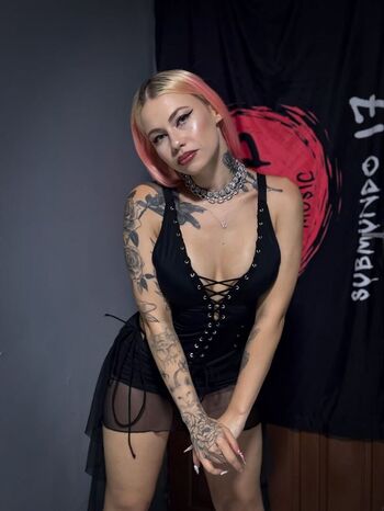 Full leaked Mc erikah private photo