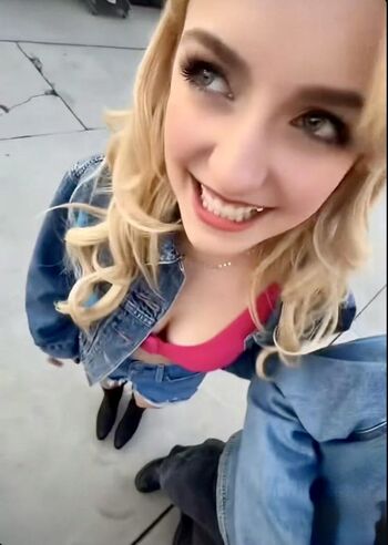 Full leaked Mckenna grace  page private photo