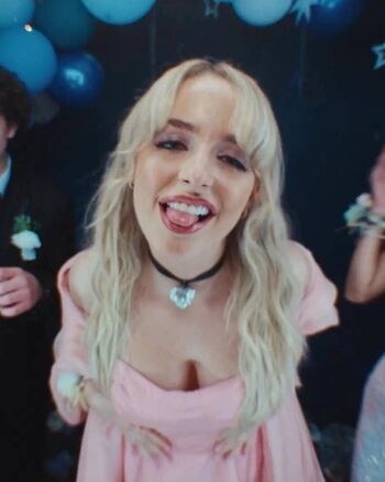 Full leaked Mckenna grace  page private photo
