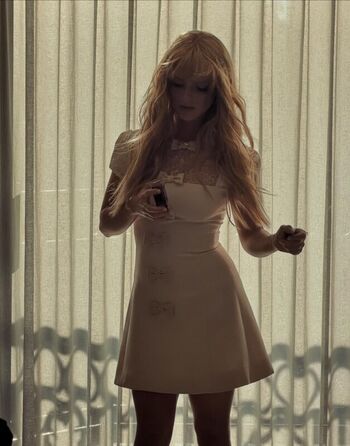 Full leaked Mckenna grace page private photo