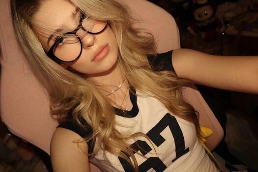 Full leaked Mckennabull page private photo