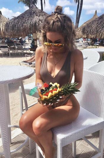 Full leaked Mckenzie kurtz private photo