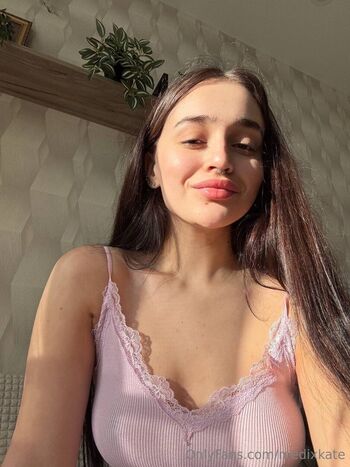 Full leaked Medixkate private photo