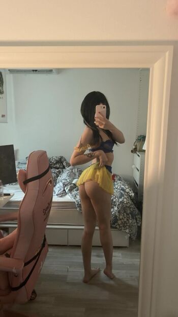 Full leaked Meekx private photo