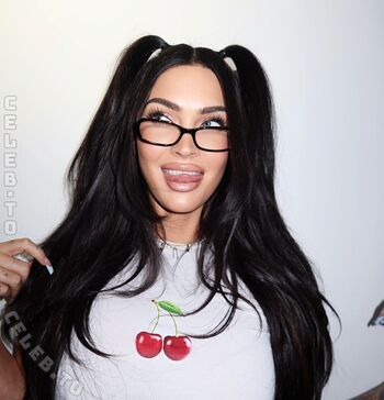 Full leaked Megan fox private photo