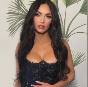 Full leaked Megan fox private photo