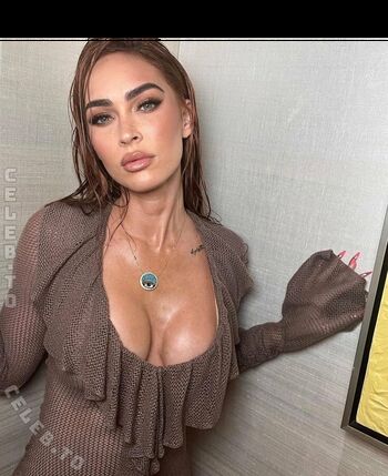 Full leaked Megan fox private photo