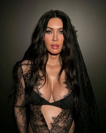 Full leaked Megan fox private photo