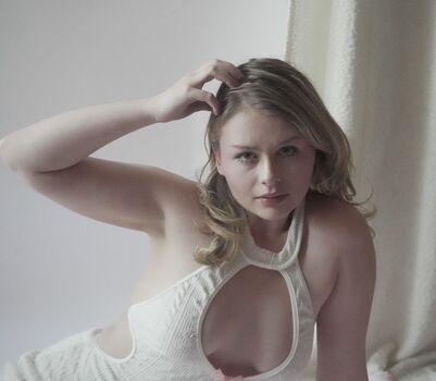 Full leaked Megmaybekinda private photo