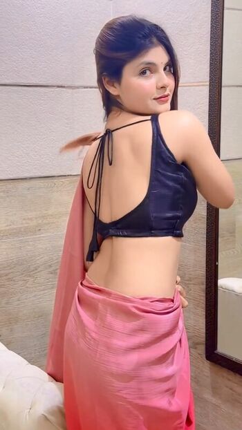 Full leaked Mehak bhatnagar private photo