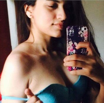 Full leaked Mehak khan private photo