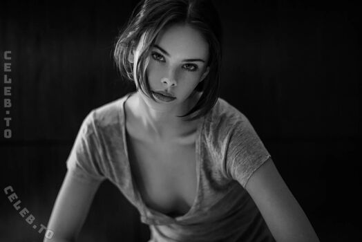 Full leaked Meika woollard private photo