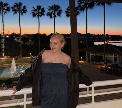 Full leaked Meira werner private photo