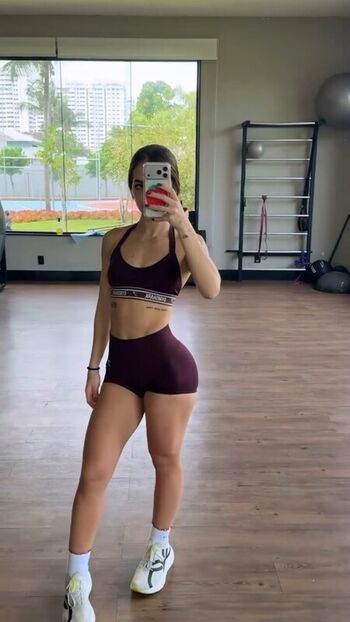 Full leaked Mel maia private photo