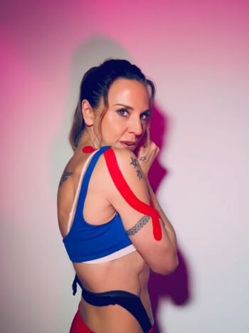 Full leaked Melanie chisholm private photo