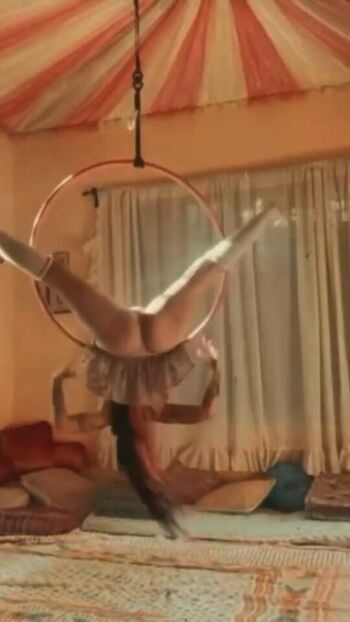 Full leaked Melanie martinez private photo