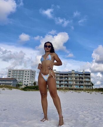 Full leaked Melanie private photo