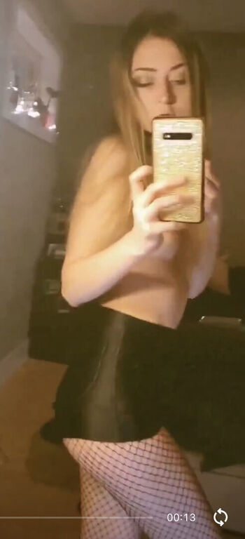 Full leaked Melaniesonly private photo